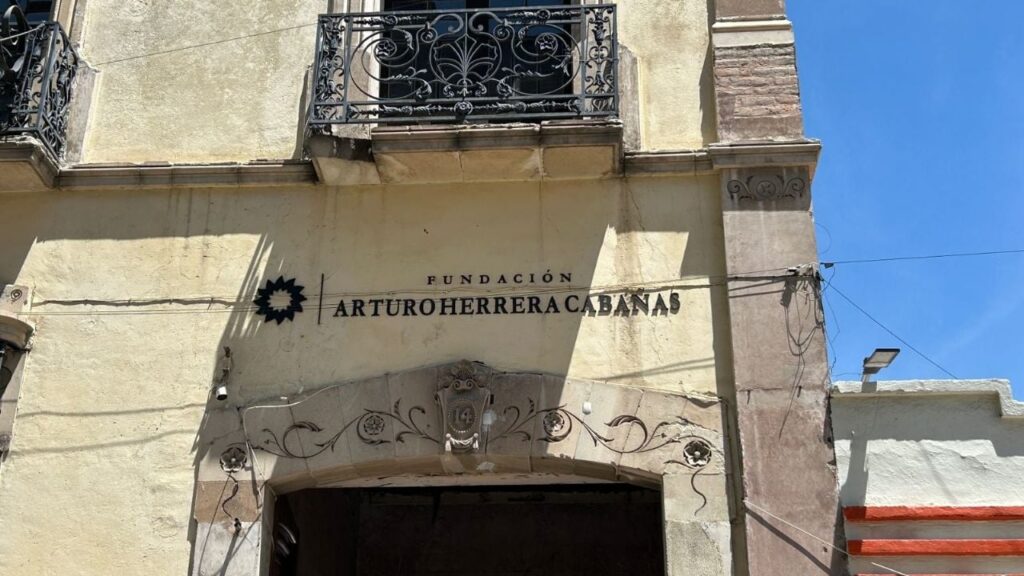 Fundación Arturo Herrera Cabañas: Exposición fotográfica y proyección del documental